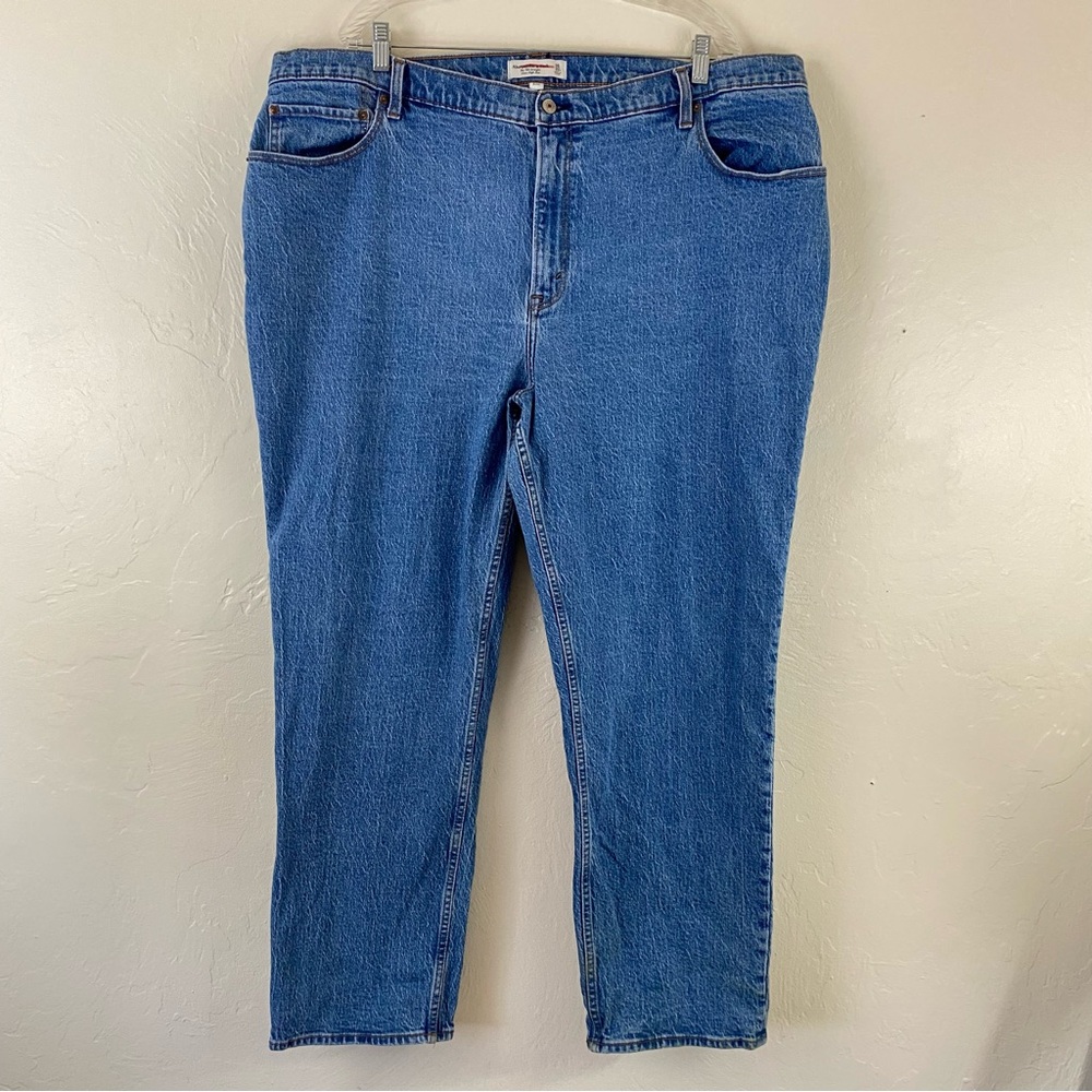 Abercrombie & Fitch 22 The 90s Straight Ultra High Rise Blue Wash Denim Jean